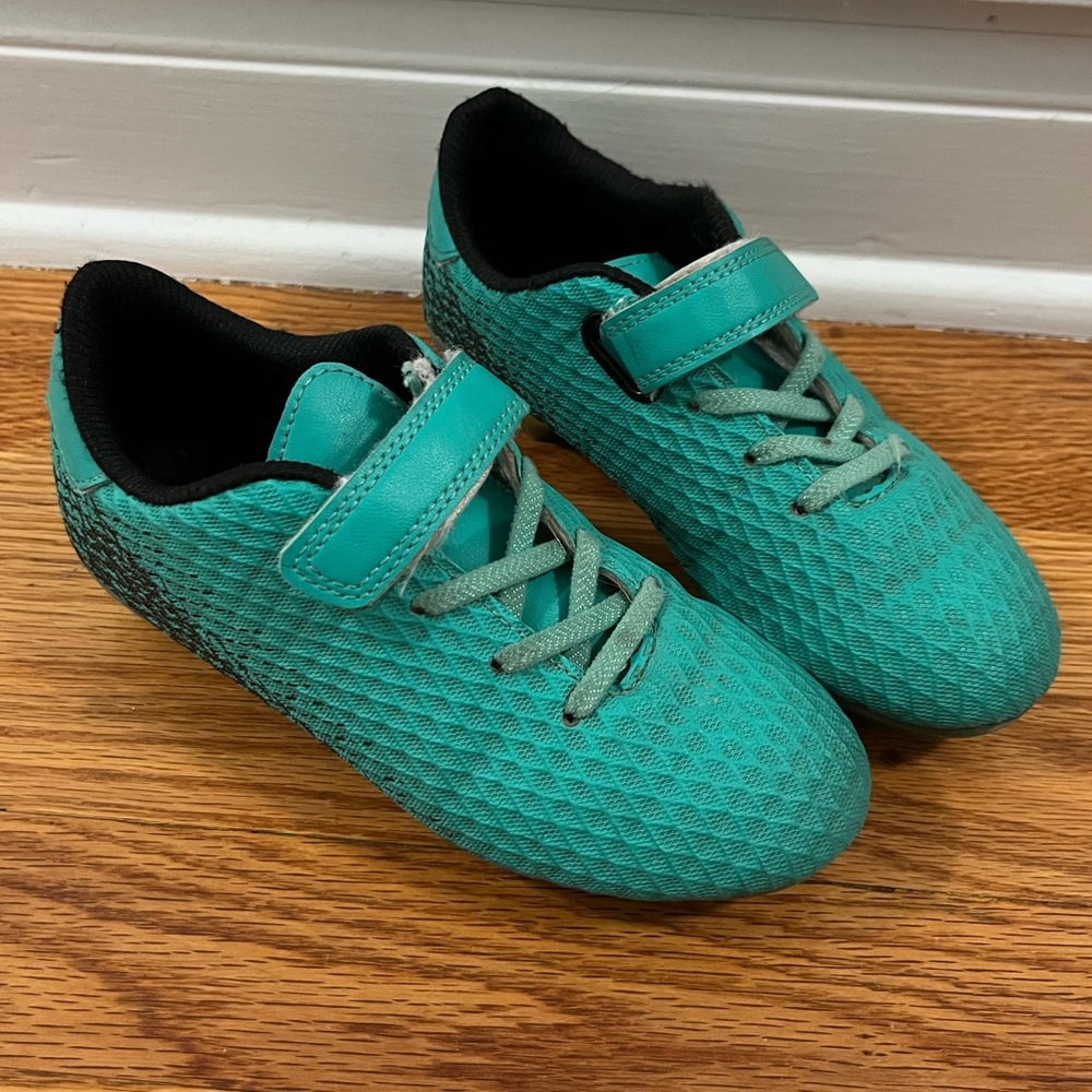Soccer Cleats Velcro Size 13